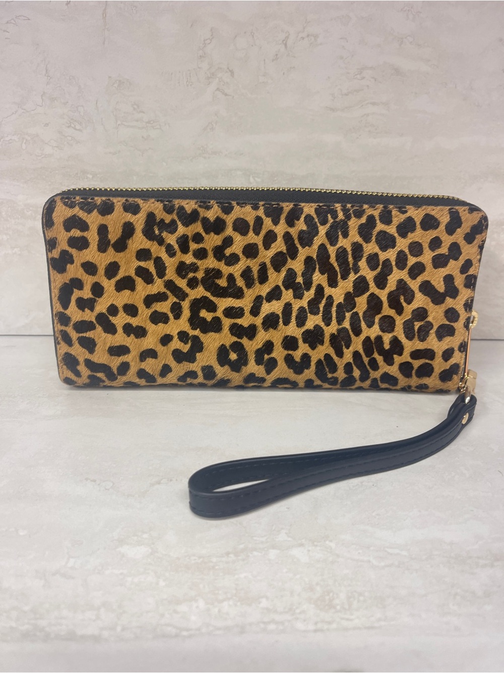 Michael Kors Continental Wallet/Wristlet Cheetah Print Black Calf Hair - Picture 2 of 6